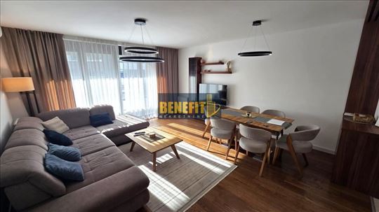 The One - izuzetan 4.0 stan