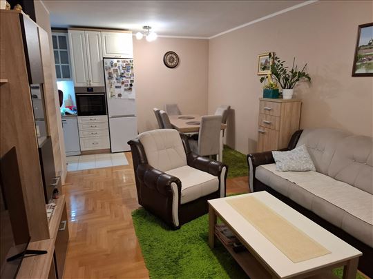 Trosoban stan na Telepu ! Somborska !