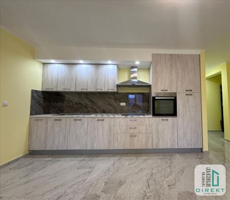 Useljiv stan, dve spavaće sobe