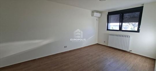 Žarka Vasiljevića, Železnik, Čukarica ID#8772