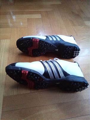 Ženske patike Adidas Traxion