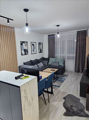 Zvezdara, Ilindenska 52m2, 2.5,nov, garaza