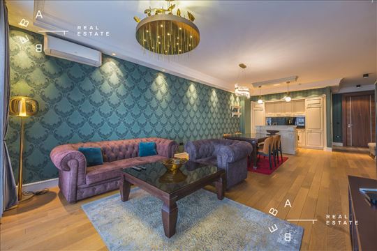 Old-world tone, new-world living: pool, gym,garage