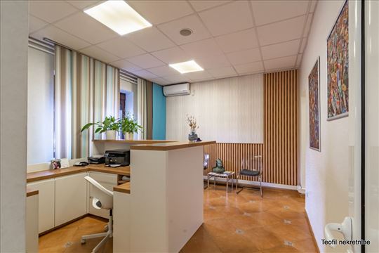 Ginekološka ordinacija 104m2 Cara Dušana Zemun