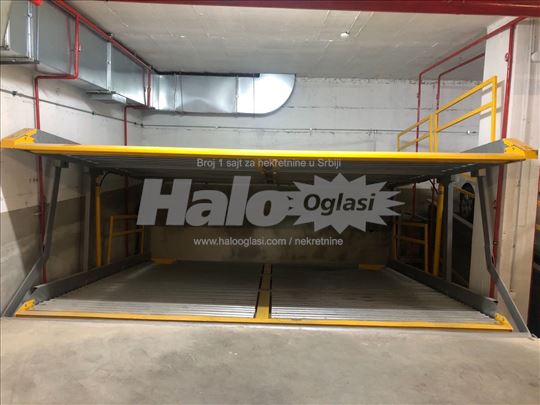 Izdaje se garaža na Palilu