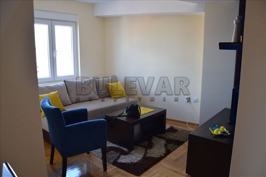 Izdaje se odličan stan kod Pravnog fakulteta, 47m2