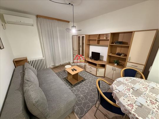 Jednoiposoban stan - 40m2 - Novo Naselje