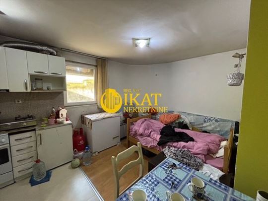 Lekino brdo, dvoiposoban stan 45m2