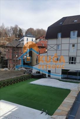 Lep, nov  stan, apartman  na  Kopaoniku,  prvi spr
