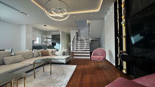 Luksuzan penthouse na Vračaru, bazen, sauna i tere