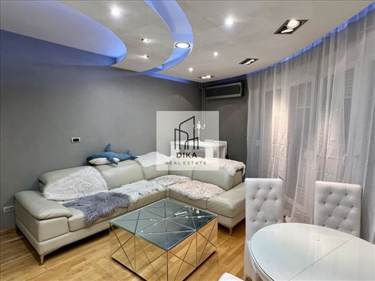 Luksuzan stan u Dimitrija Tucovića