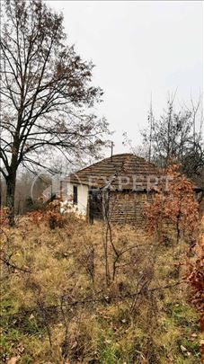 Prodaje se kuća 35m2 u Dugoj Poljani, sa kompletni