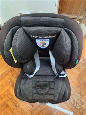 Prodajem auto sediste za dete 0-18kg