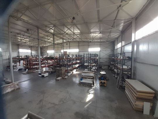 Stara Pazova,Industrijska zona,magacin,3000m2
