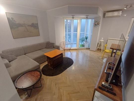 Renoviran 2.0 stan, Kalemegdan, ID 6844