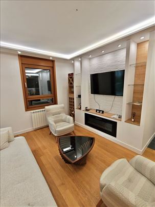 Blok 63 ,,Petica" 60m2 parking mesto ukljuceno u c