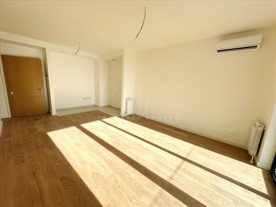 BW Iris, useljiv, ka reci ID#4289