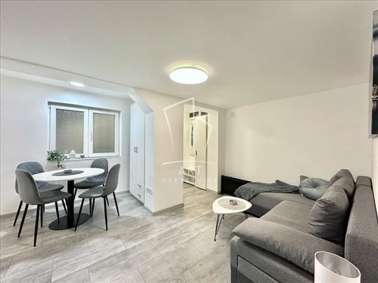 Donji grad, renoviran stan ID#13258