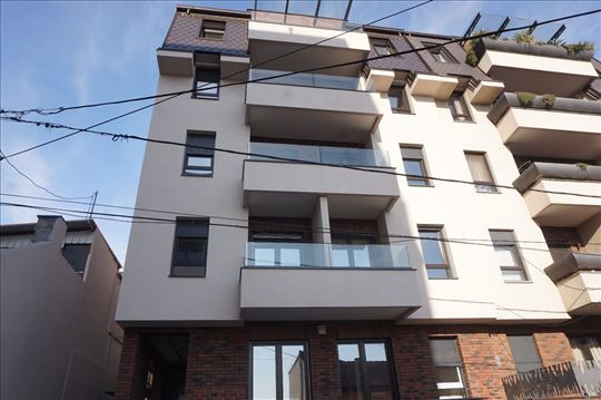 Extra lux useljiv stan- Bez provizije