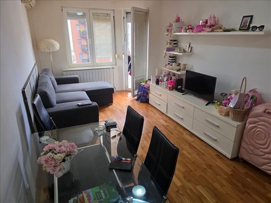 Izdavanje 2.0 stana,Fon i Fpn