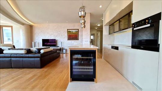 Novi Beograd-Hotel Yugoslavija lux 4.0