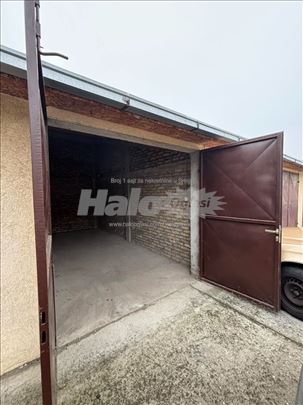 Branka Bajića, garaža sa parking mestom 