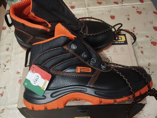 Panda nove duboke radne cipele br 43