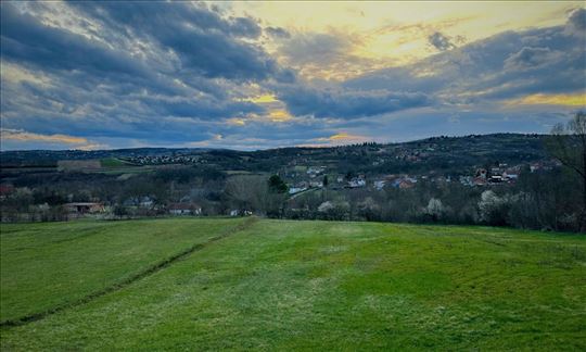 Sopot, Mala Ivanča plac na prodaju