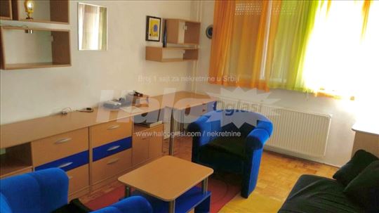 Stan na Kanarevom brdu, namešten, 1,5