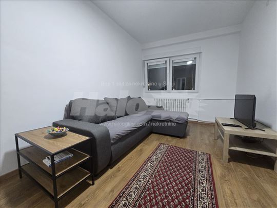 Stan u centru kod Postanske stedionice