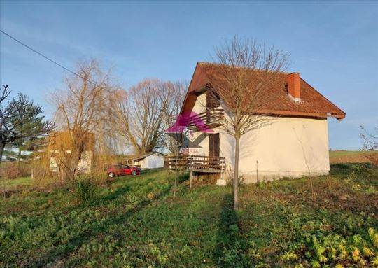 Valjevo-Veselinovac vikend kuća 85m2 sa placem 26 