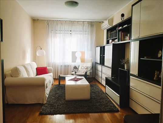 Vračar Golubačka 1. spr uknj, nov