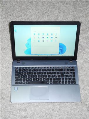 Asus R541u i5 6200u 4gb DDR4 256gb SSD Laptop 15.6