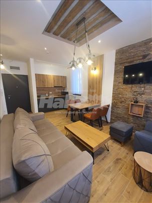 KOPAONIK centar nacionalnog parka izdajem apartman