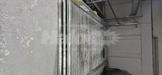 Hadžipopovac, garažno mesto 12kvm, Primorska