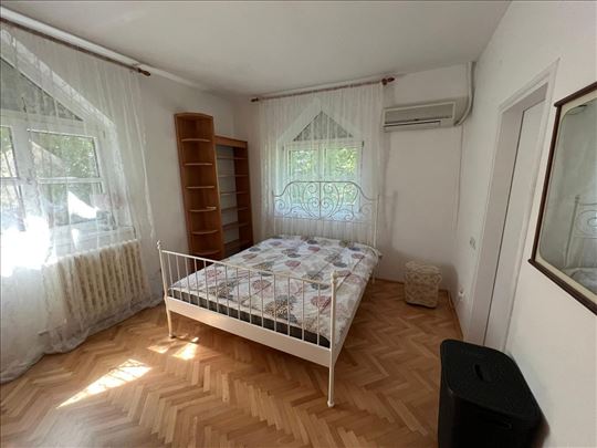 HIT ponuda!Duplex,Senjak,dve terase,svetao,stilski