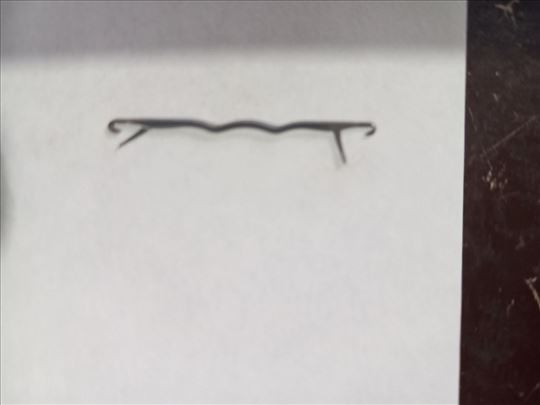 Igle za masinu za pletenje carapa dera