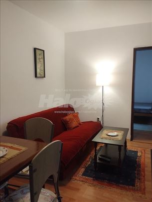 Izdajem komforan stan 32 m² Karaburma