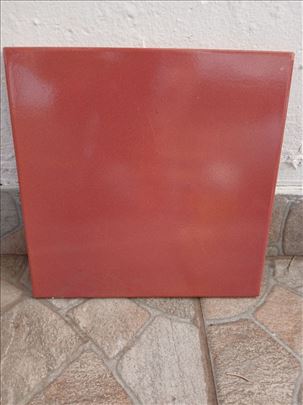 Jugokeramika nove crvene-bordo keramicke plocice