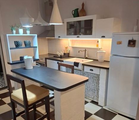 Lux salonac, kod  pešačke zone, ID 3336