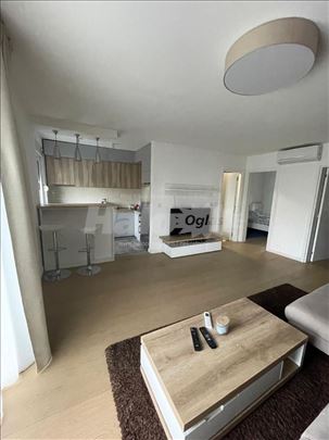 lux stan, opremljen na izuzetnoj lokaciji