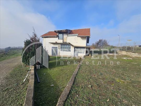 Poslovni Prostor, Bubanj, 229m2