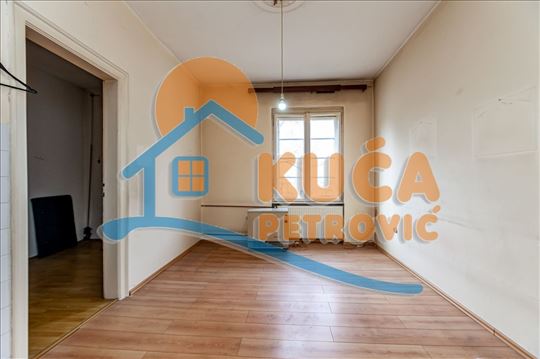 Salonski stan na Paliluli 76m2