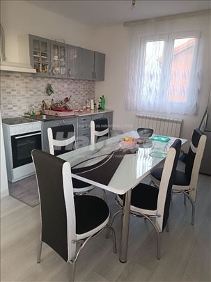 Soba za studentkinje- Kumodraz,uracunate rezije