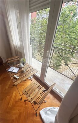 ⭐ TOP PONUDA – Renoviran 2.5-soban stan • 2 terase