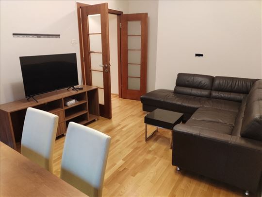 2.0 Tašmajdan sa Parking Mestom