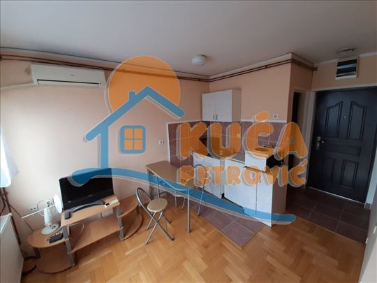 Izdaje se garsonjera kod Difa i Fakulteta zaštite