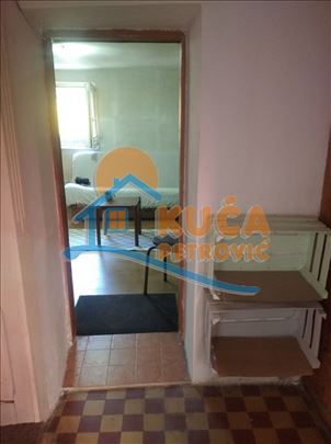 Izdaje se stan u centru grada!