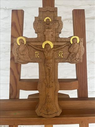 Krstovi rađeni u duborezu