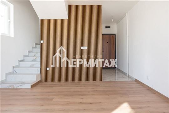 Lux stan sa panoramskim pogledom, Banovo brdo